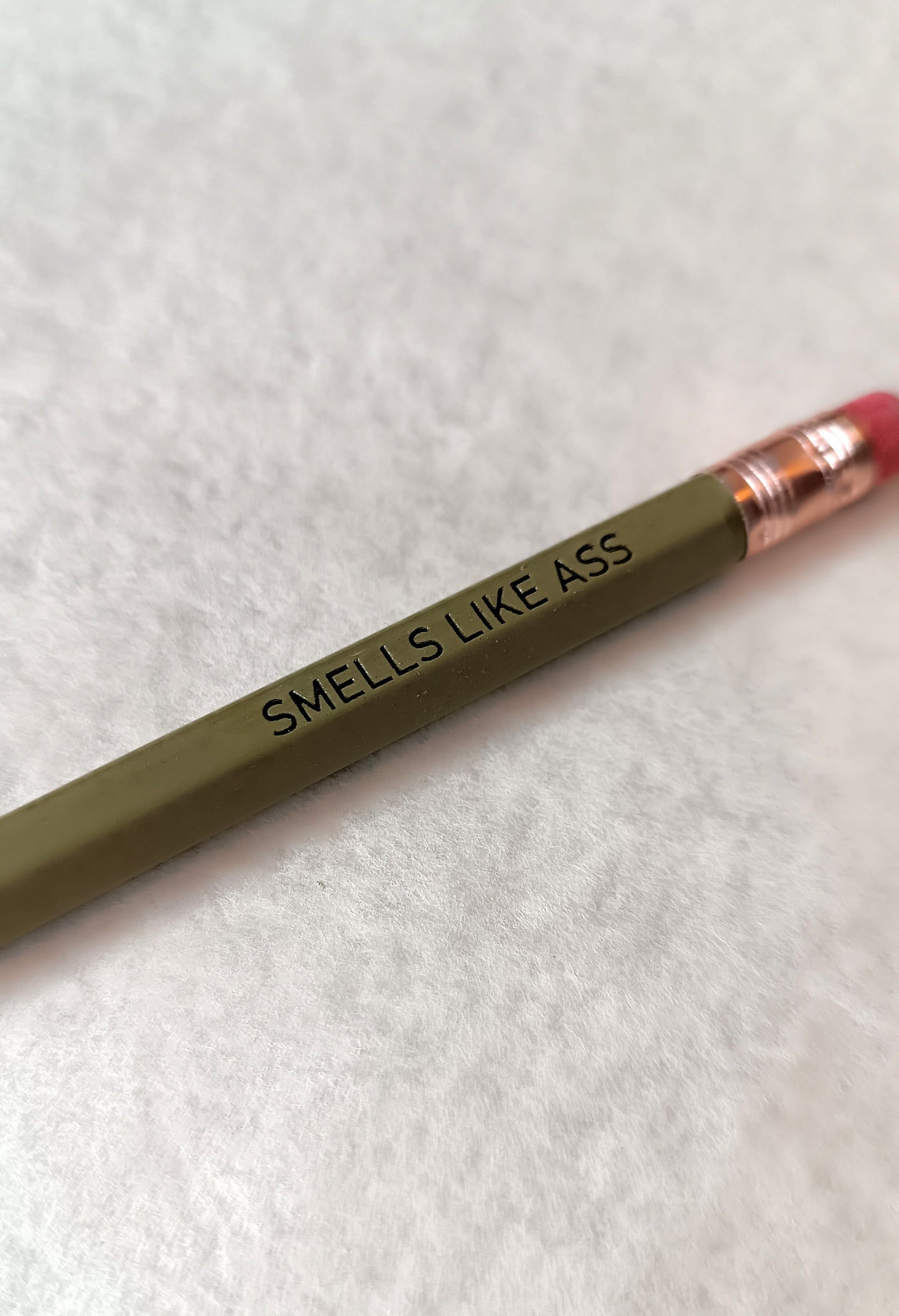 SMELLS LIKE ASS Bleistift / BRAUN mit Radiergummi